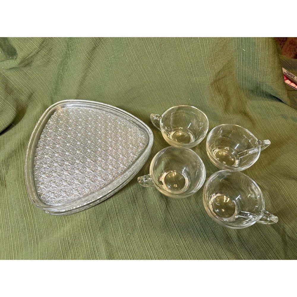 Vintage Indiana Glass Clear Daisy and Button Luncheon/Snack Plate and Cup Sets